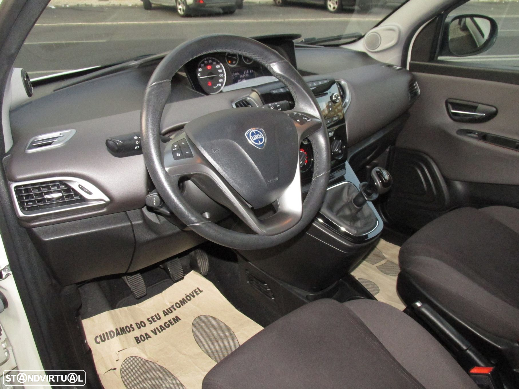 Lancia Ypsilon 1.2 S&S Platinum - 11