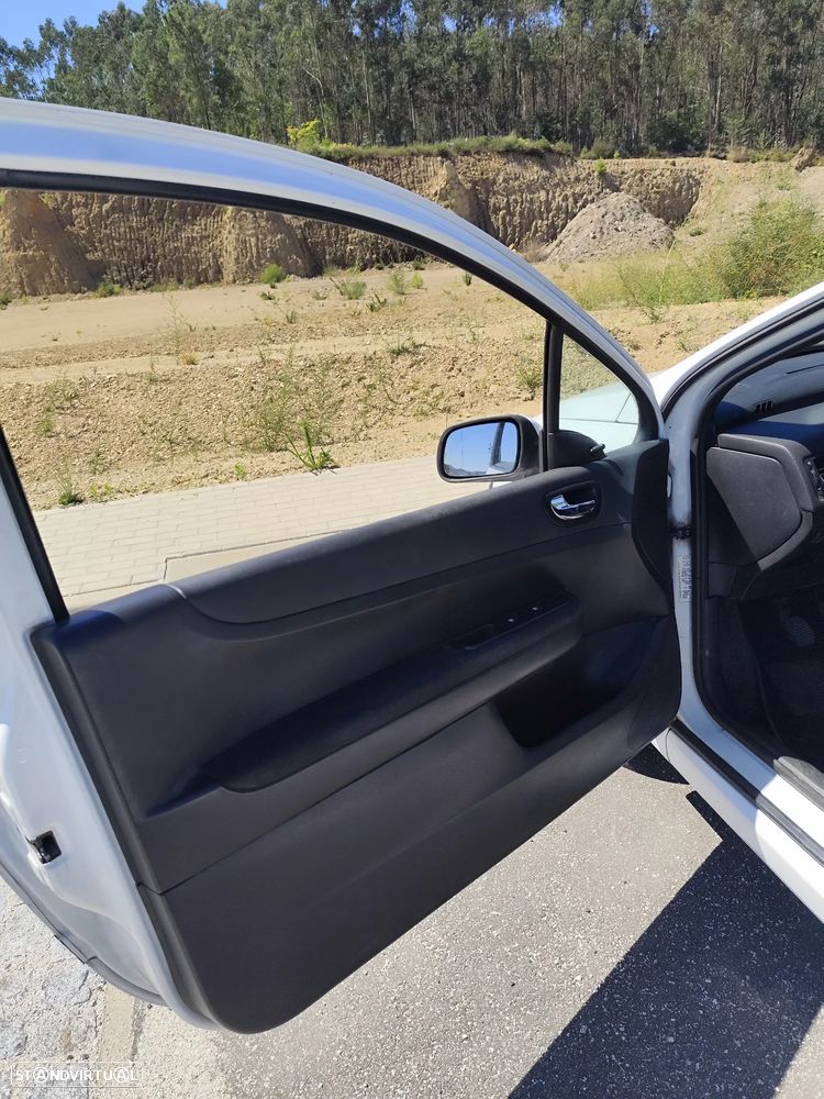 Peugeot 307 1.4 HDi XR - 7