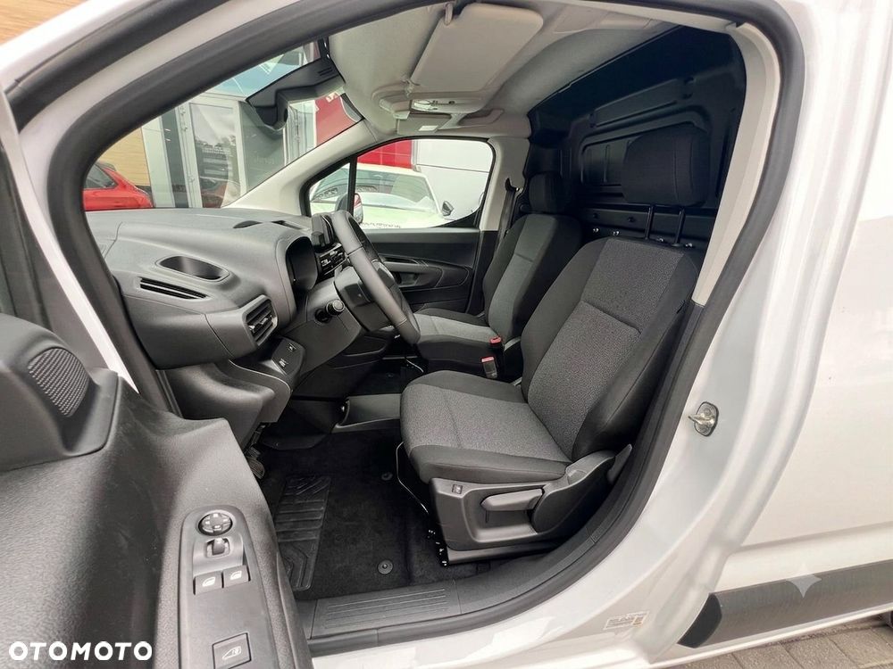 Opel Combo 1.2 Turbo Edition Plus S&S - 13