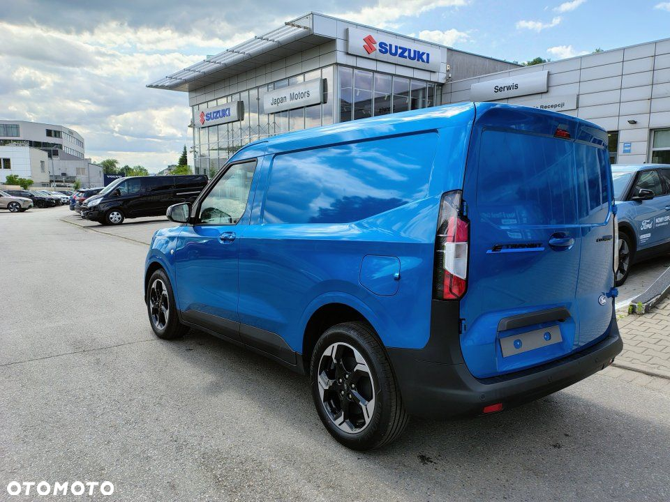 Ford Courier - 8