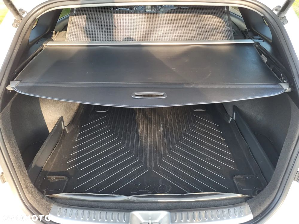 Hyundai i40 Kombi blue 1.7 CRDi DCT Premium - 31