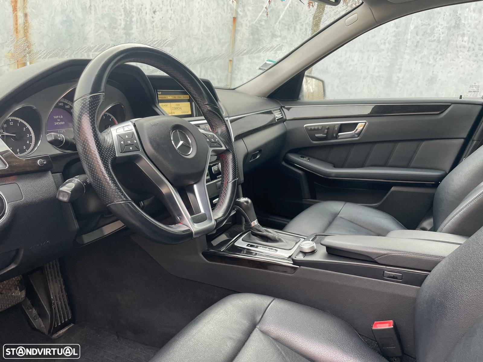 Mercedes-Benz E 250 CDi Avantgarde BlueEfficiency Auto. - 22