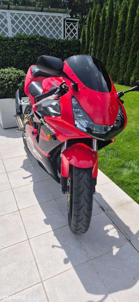 Honda CBR - 10