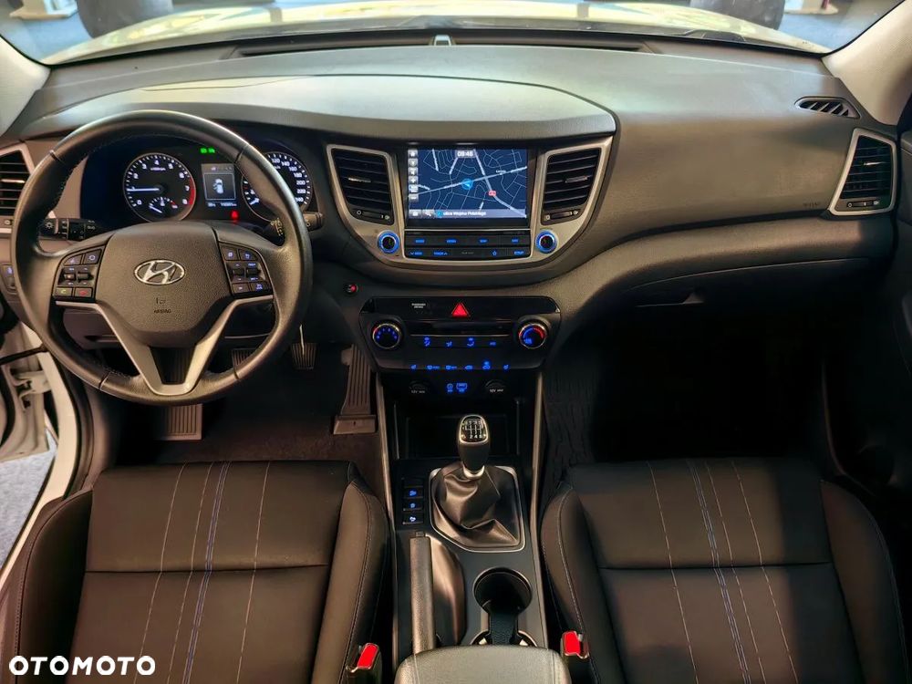 Hyundai Tucson blue 1.6 GDi 2WD Navi - 9