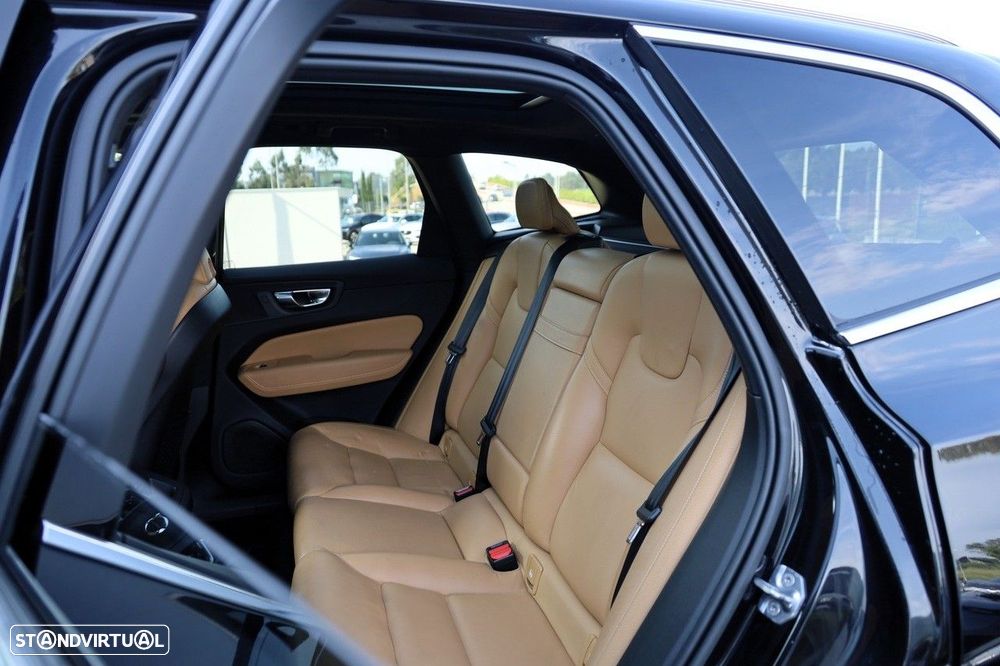 Volvo XC 60 2.0 T8 PHEV Inscription AWD - 10