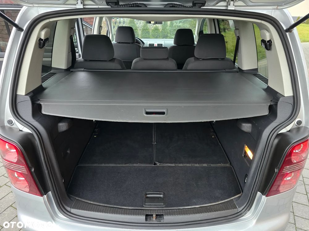 Volkswagen Touran 1.6 United - 26