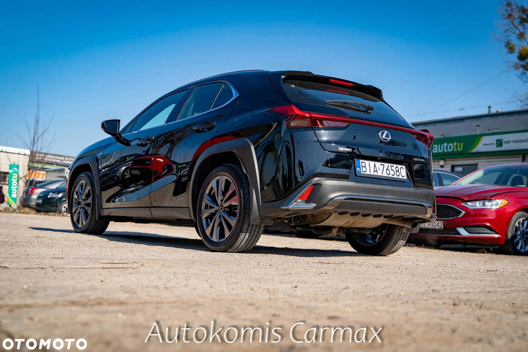 Lexus UX - 9