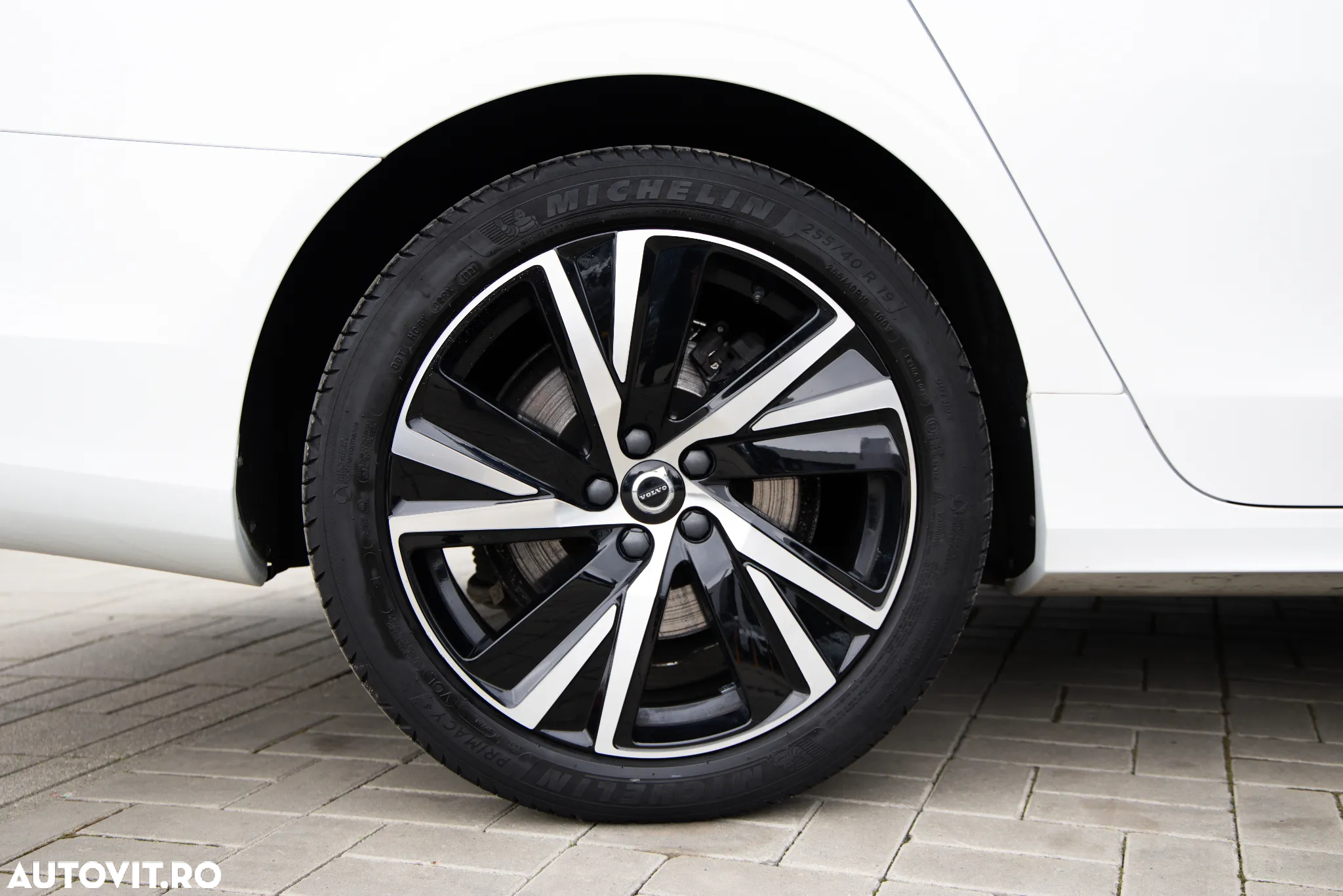 Volvo S90 T8 Twin Engine AWD Geartronic R Design - 9