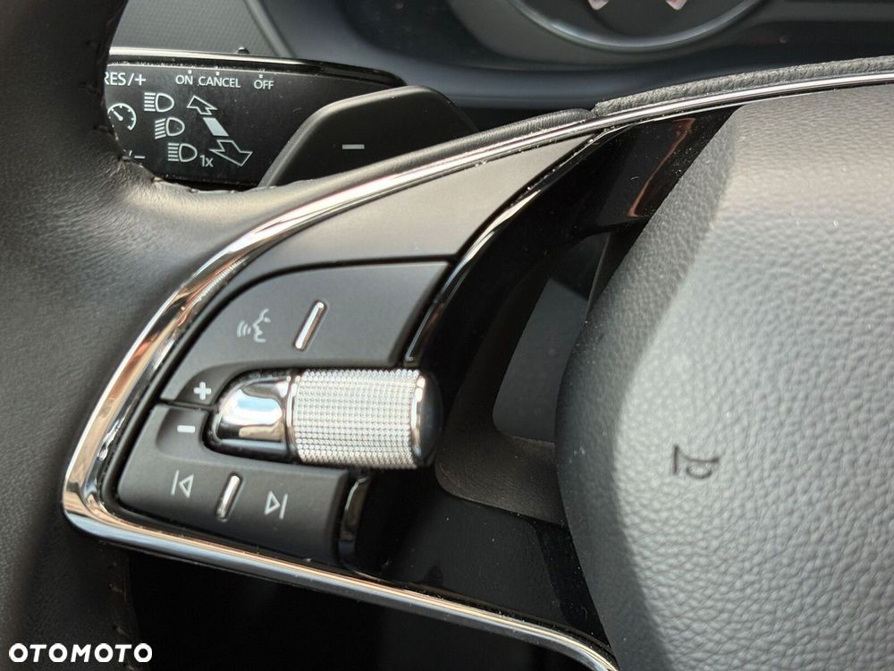 Skoda Octavia 2.0 TDI Ambition DSG - 7