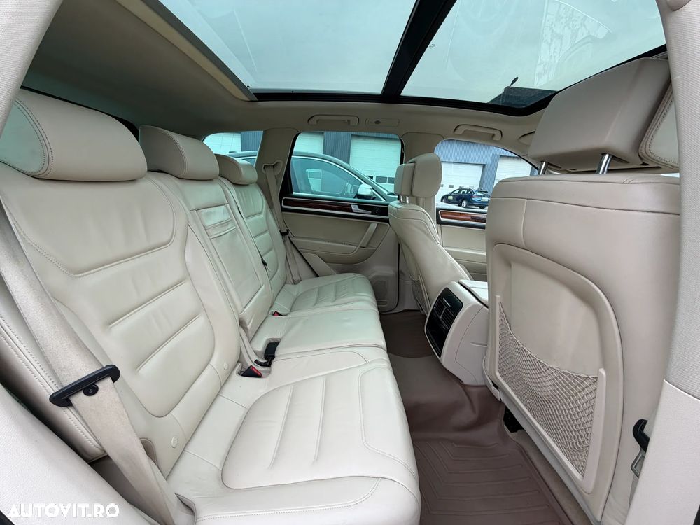 Volkswagen Touareg 3.0 V6 TDI BMT - 9
