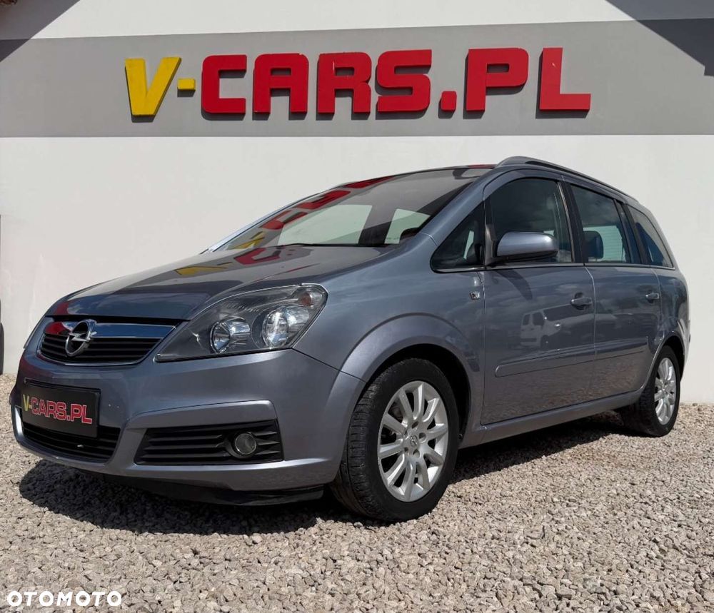 Opel Zafira - 24