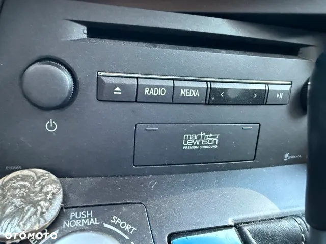Lexus NX - 15