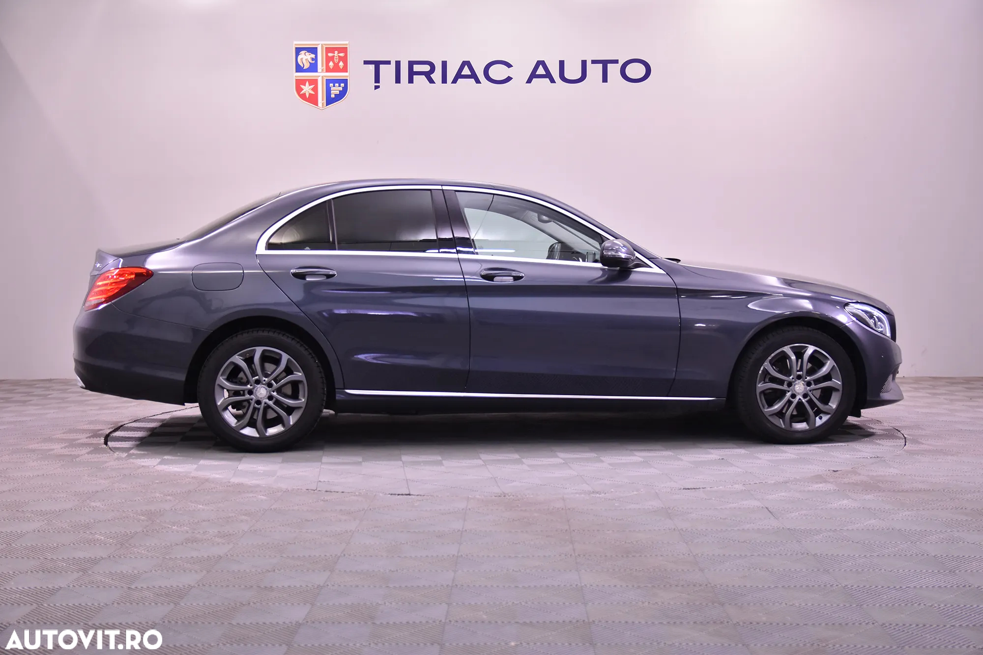 Mercedes-Benz C 220 d 4MATIC Aut. - 6