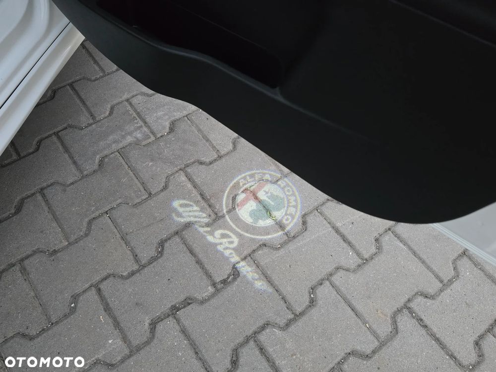 Alfa Romeo Giulietta 1.6 JTDM 16V Turismo - 27