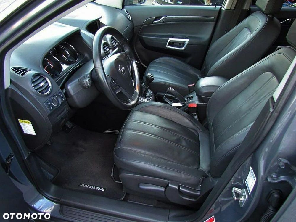Opel Antara - 17