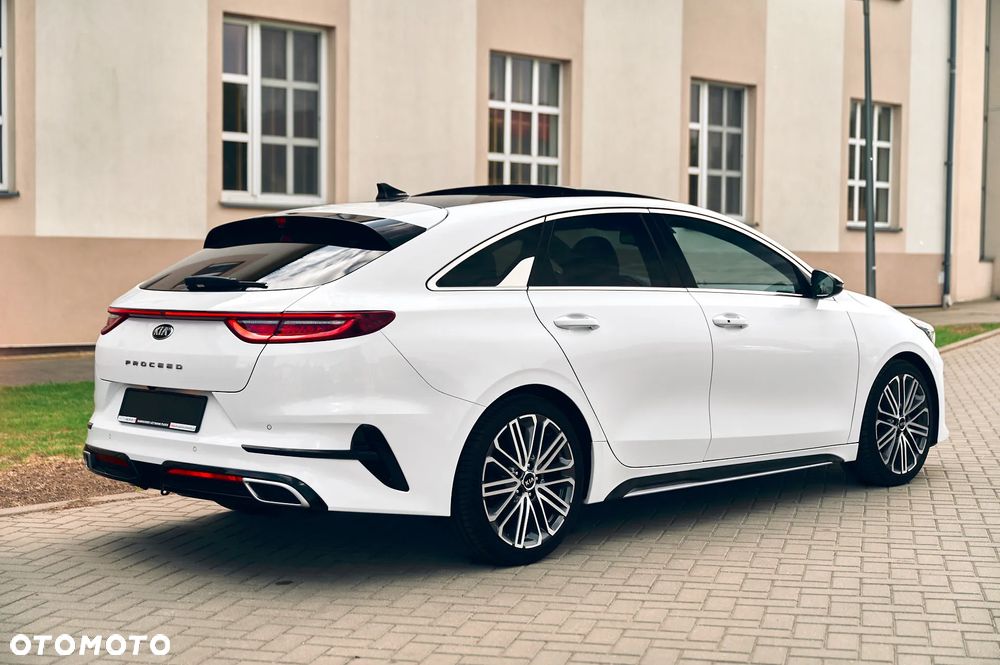 Kia ProCeed 1.5 T-GDI DCT7 OPF GT LINE - 13