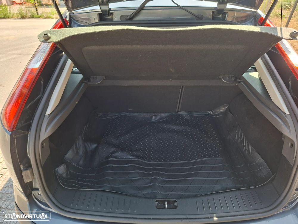Ford Focus - 6