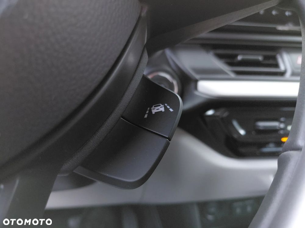 Suzuki Swift 1.2 Dualjet SHVS Premium Plus CVT - 14