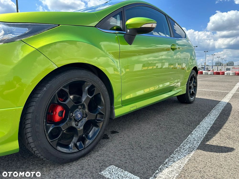 Ford Fiesta 1.6 TDCi DPF Gold X - 18