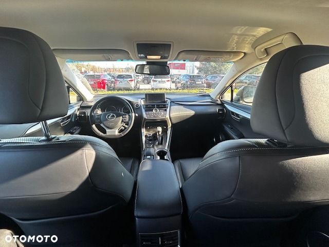 Lexus NX 300h Comfort AWD - 12