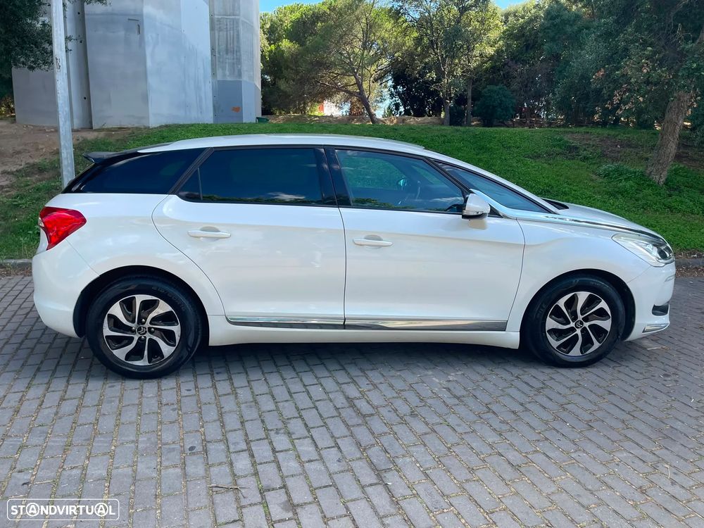 Citroën DS5 e-HDi 110 EGS6 SoChic - 5
