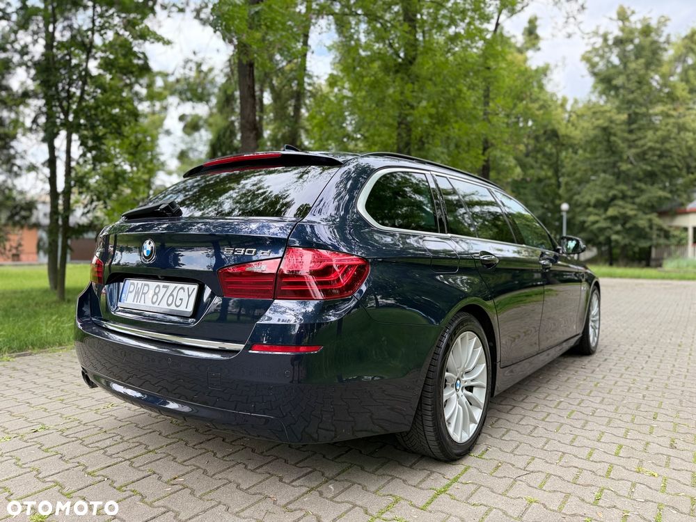 BMW Seria 5 530d xDrive Luxury Line - 14
