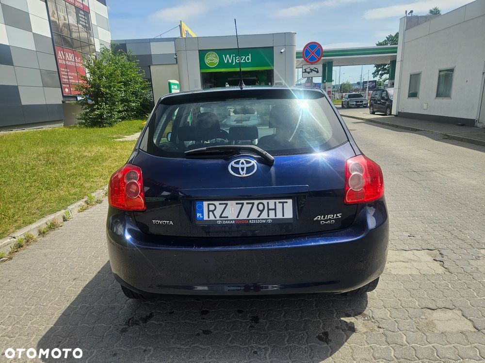 Toyota Auris 1.4 D-4D Premium MM - 15