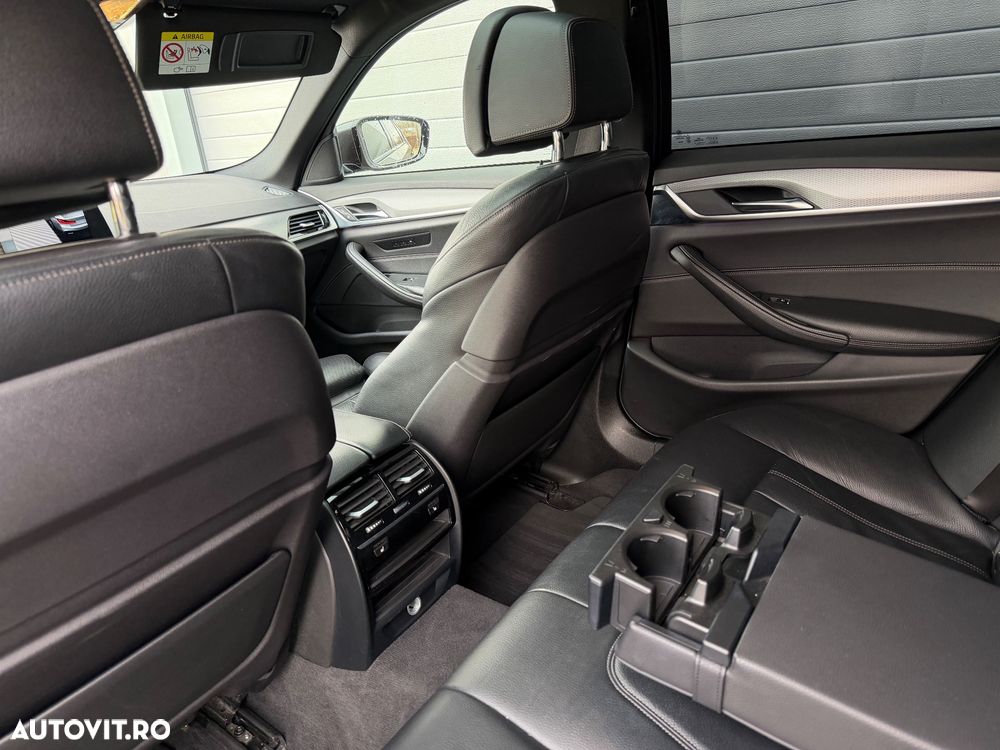BMW Seria 5 520d Aut. - 17