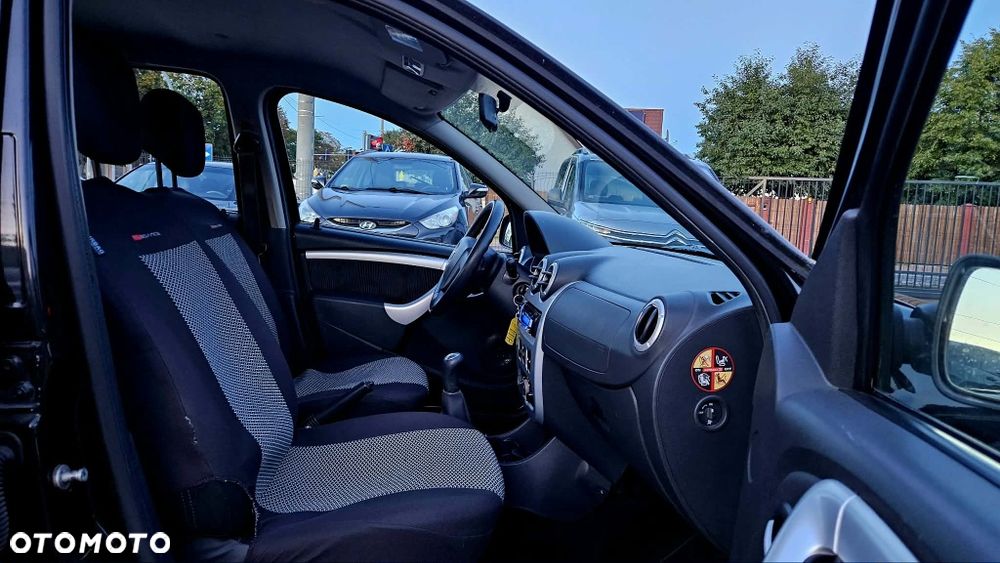 Dacia Sandero - 6