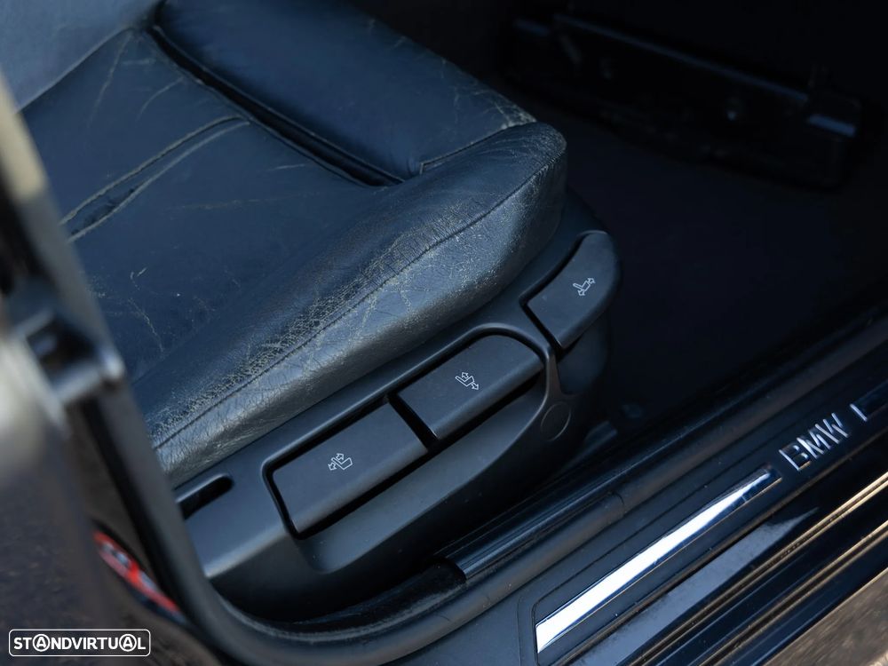 BMW 530 d Touring - 25