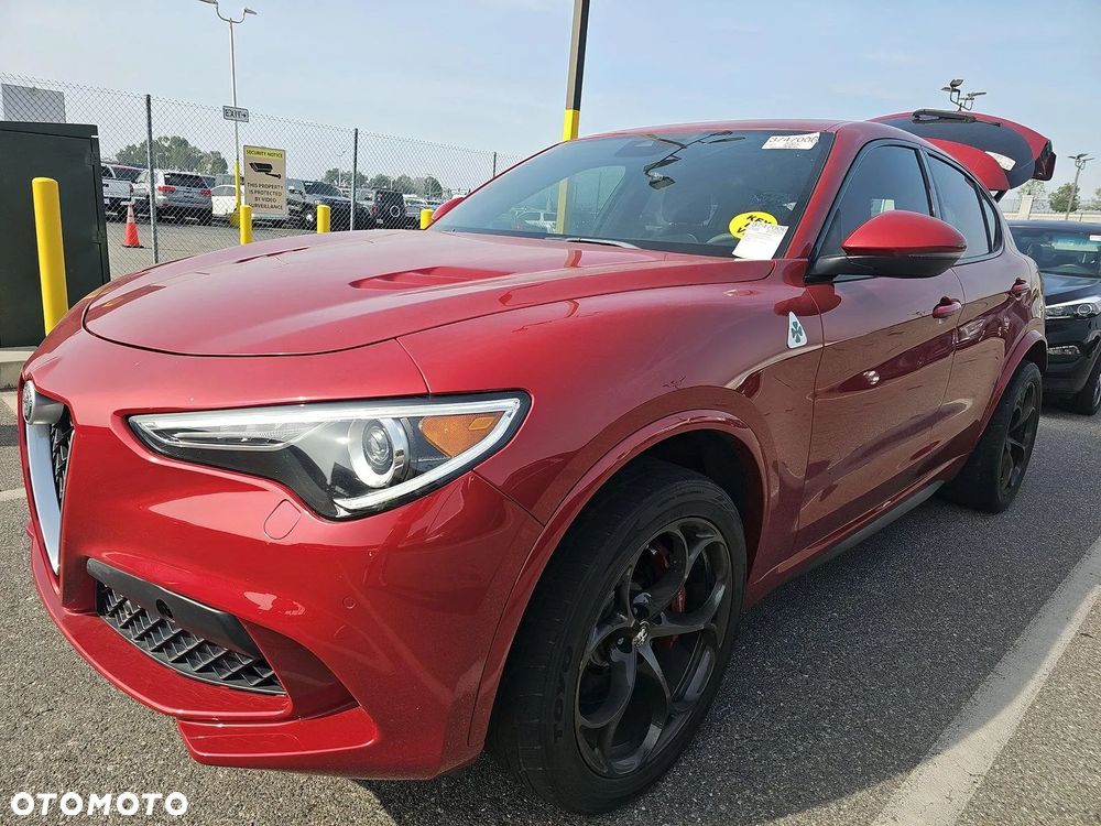 Alfa Romeo Stelvio V6 2.9 Bi-Turbo AT8-Q4 Quadrifoglio - 5