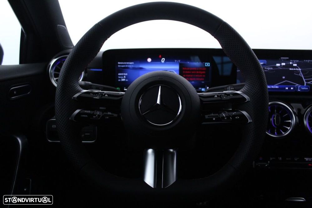 Mercedes-Benz A 250 e AMG Line - 19