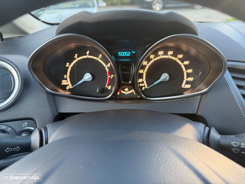 Ford Fiesta 1.0 T EcoBoost Titanium - 9