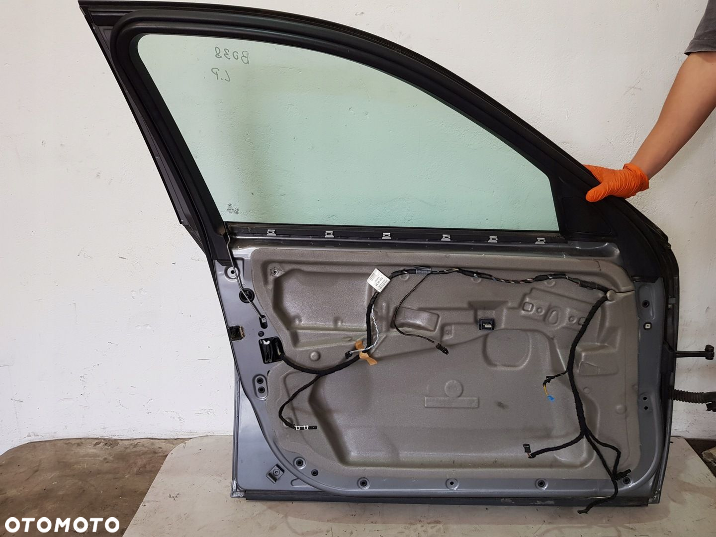 DRZWI LEWE LEWY PRZÓD BMW E60 E61 LCI EUR SPACEGRAU METALLIC A52/7 - 11