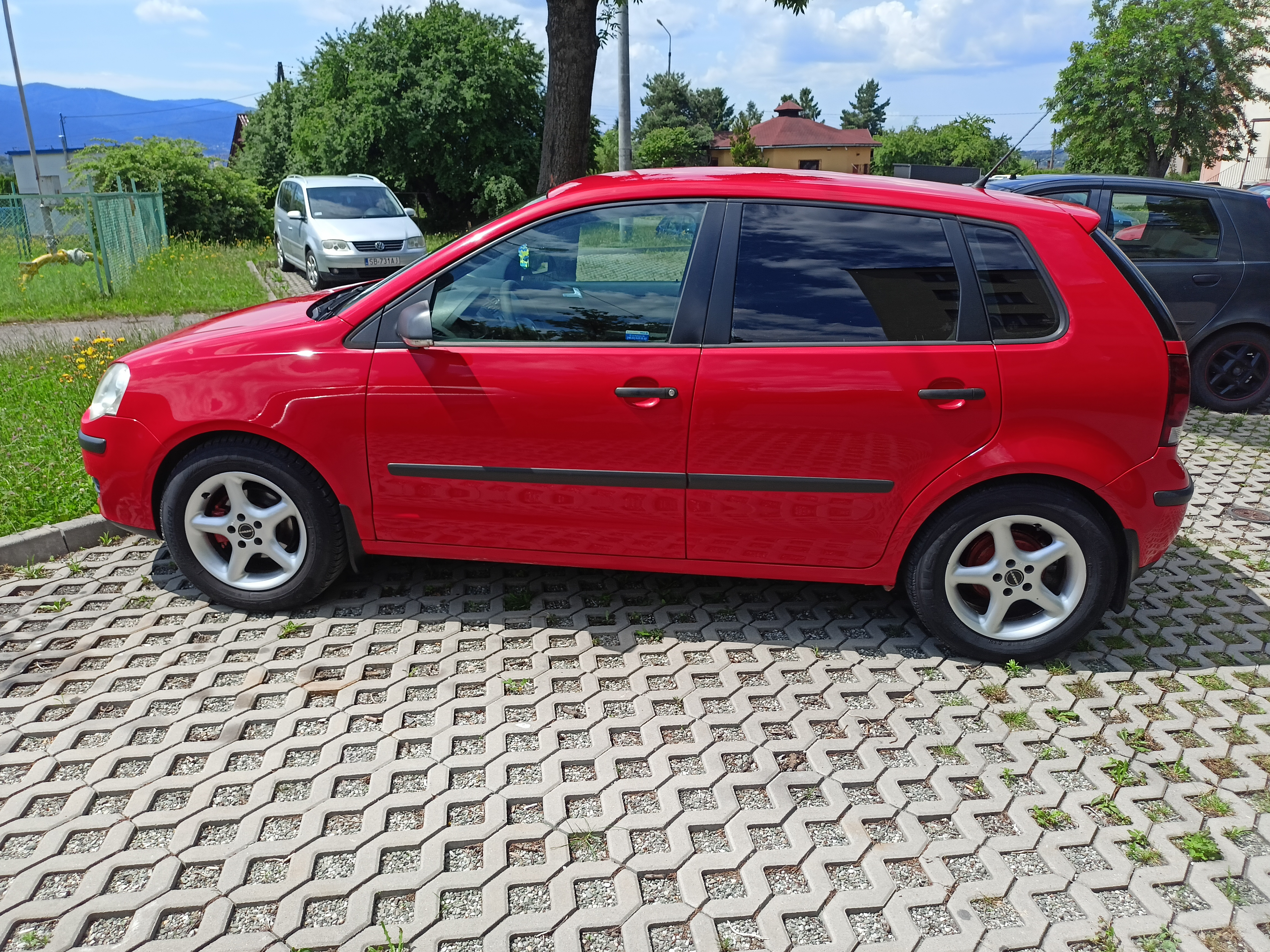 Volkswagen Polo - 2