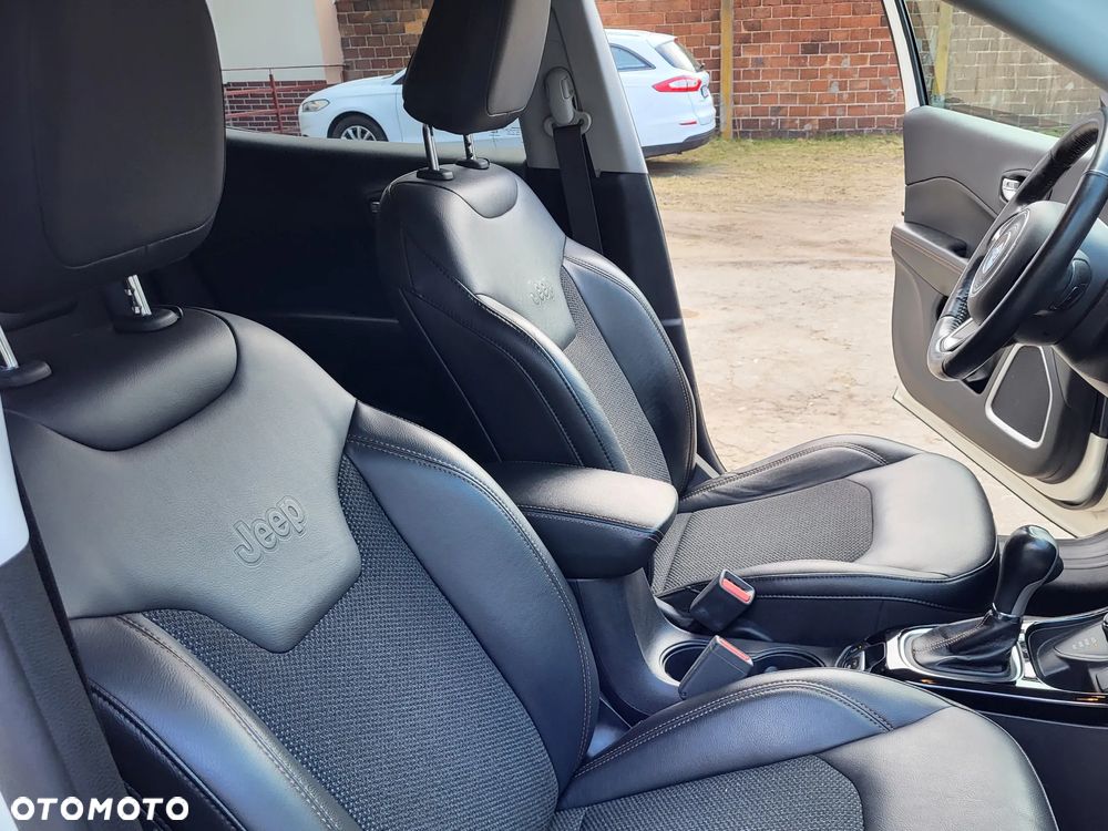 Jeep Compass 1.4 TMair Limited 4WD S&S - 14