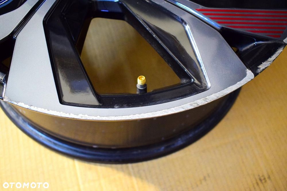 RENAULT 18 RS-Line Captur II Arkana Oryginał - 2