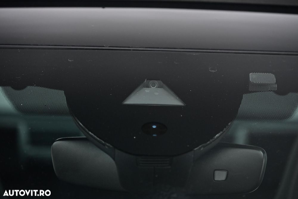 Skoda Superb 2.0 TDI DSG Sportline - 35