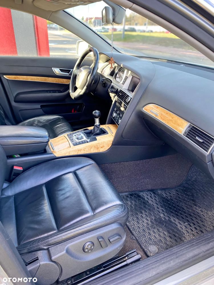 Audi A6 Allroad - 14