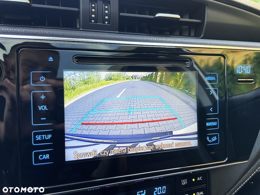 Toyota Auris 1.8 HSD Prestige NAVI - 34
