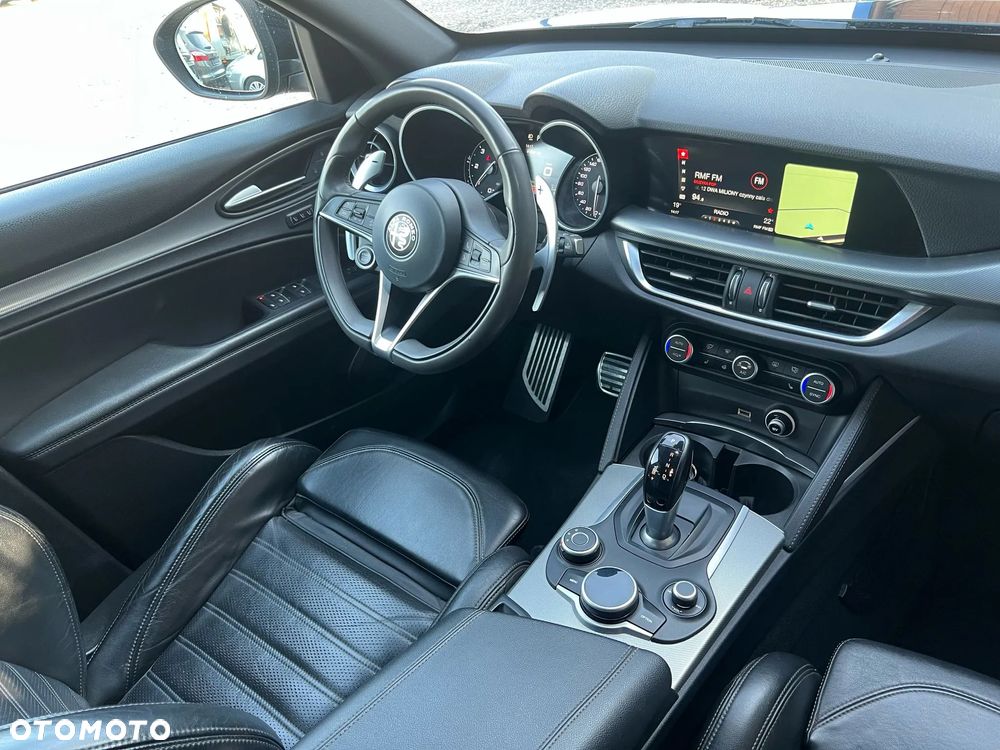 Alfa Romeo Stelvio 2.2 JTDM Executive Q4 - 13