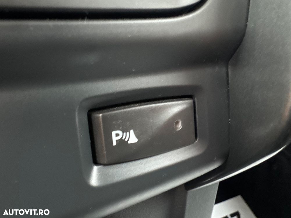 DACIA Duster 2014 — imagine 18