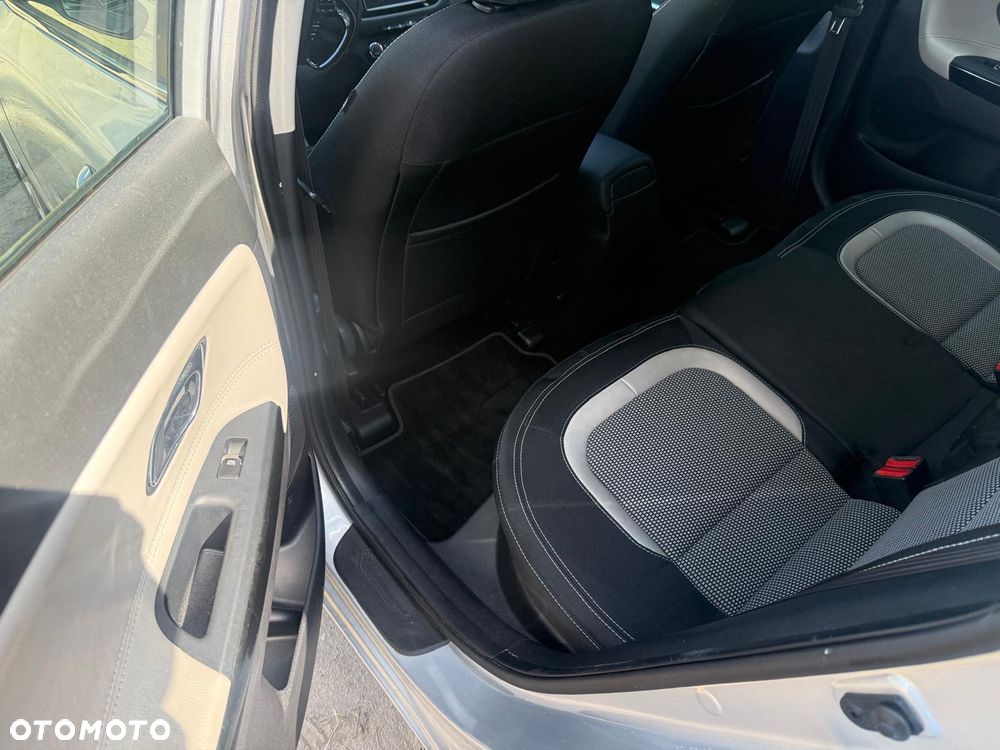 Kia Ceed 1.6 GDI Platinum Edition - 13