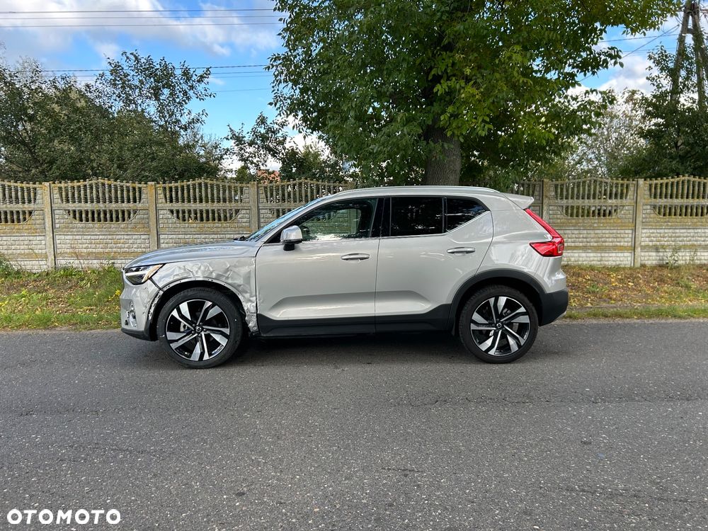 Volvo XC 40 B5 AWD Ultimate Dark - 5