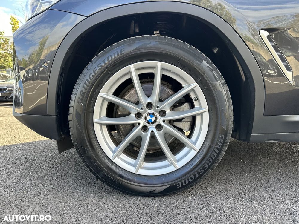 BMW X3 xDrive20i - 13