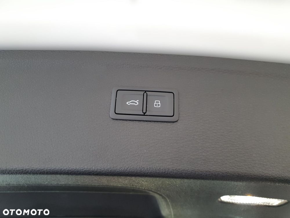 Audi Q5 35 TDI mHEV Advanced S tronic - 28