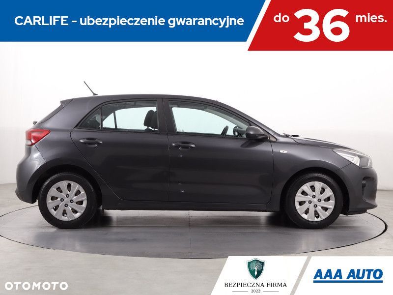 Kia Rio - 7
