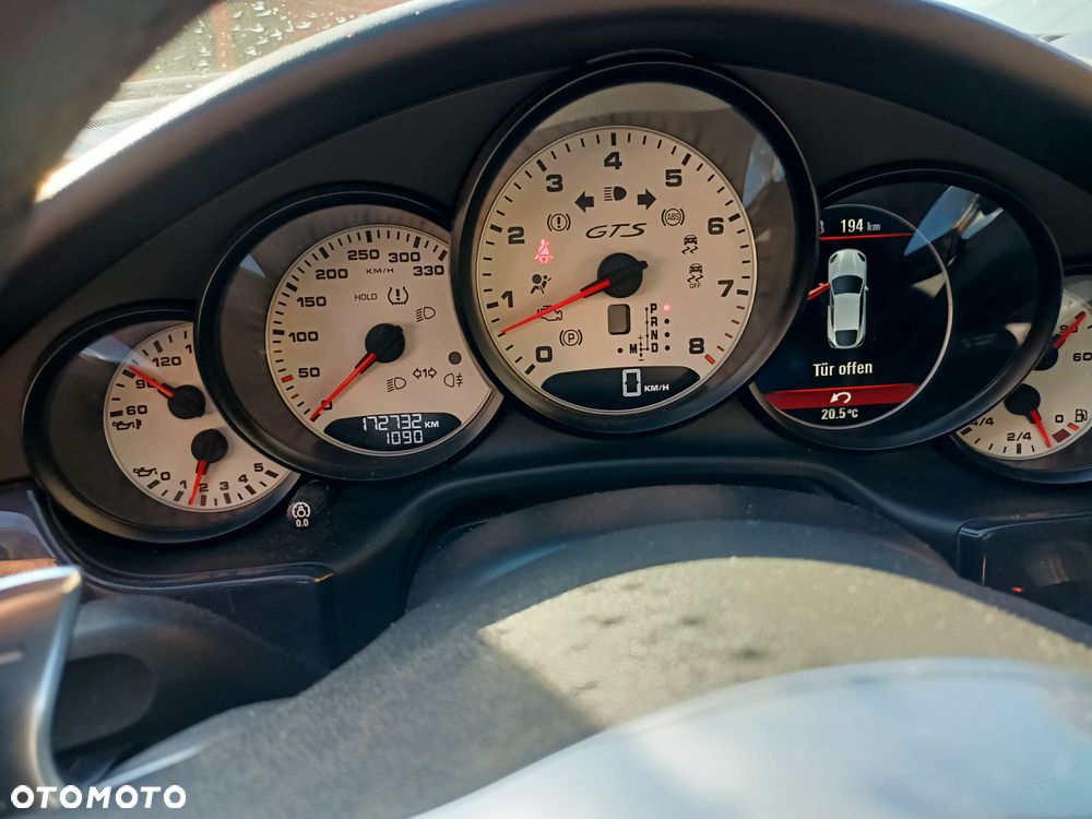 Porsche Panamera GTS PDK - 6