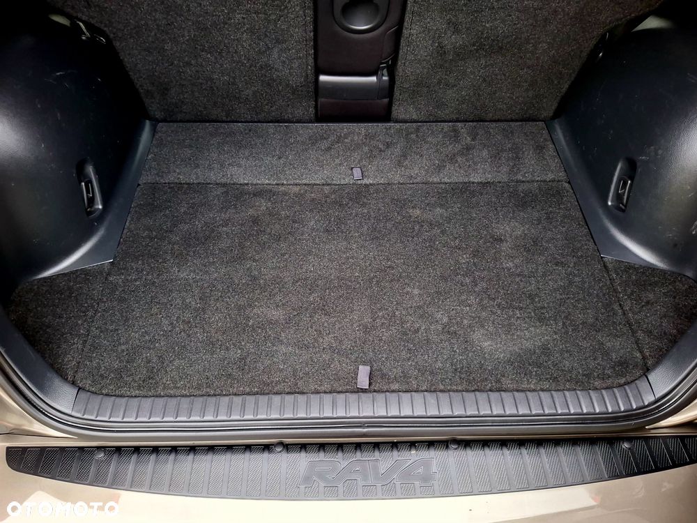 Toyota RAV4 2.0 4x2 Sol - 29