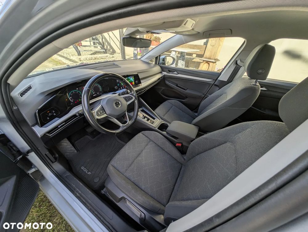 Volkswagen Golf - 12